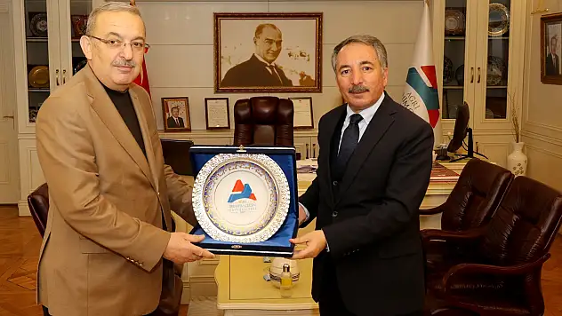 Rektörü Karabulut, Diyanet-Sen Genel Başkanı Bayraktutar'ı ağırladı