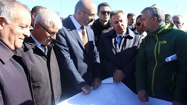 Ağrı'nın en uzun köprüsünün temeli atıldı