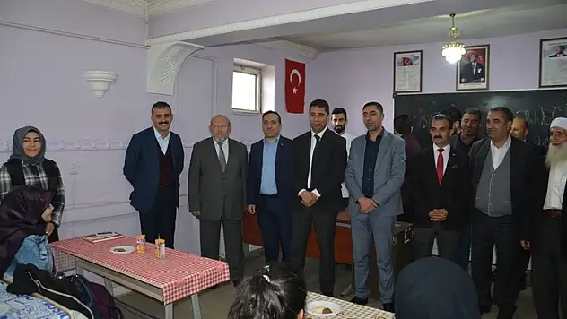 İhtiyaç sahibi öğrenciler için okuma salonu