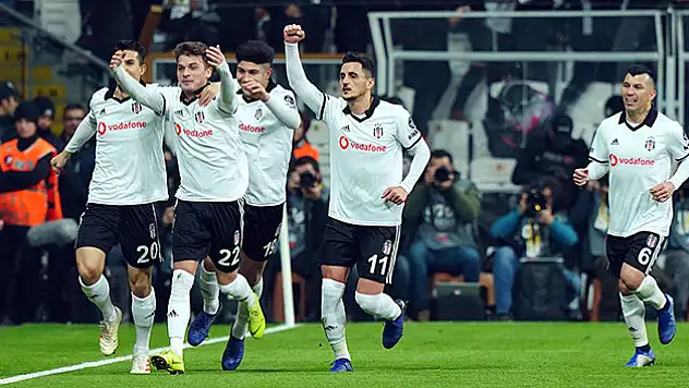 Lajiç Kartal'ı uçurdu