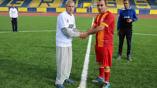 Ağrı'da '3 Aralık Dünya Engelliler Günü'nde engelliler maç yaptı