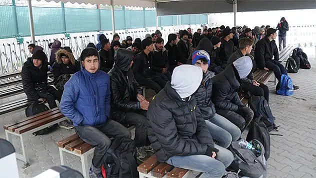Yunansistan'da göçmen zulmü