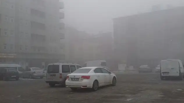 Ağrı'da ulaşıma sis engeli
