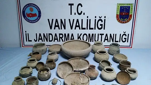 Milyonlarca liralık tarihi eserler ele geçirildi