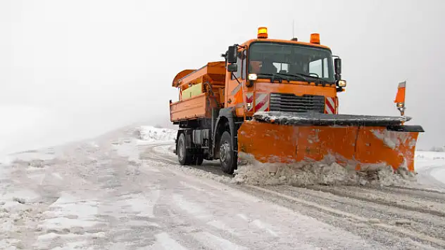 Ağrı'da 90 köy yolu ulaşıma kapandı
