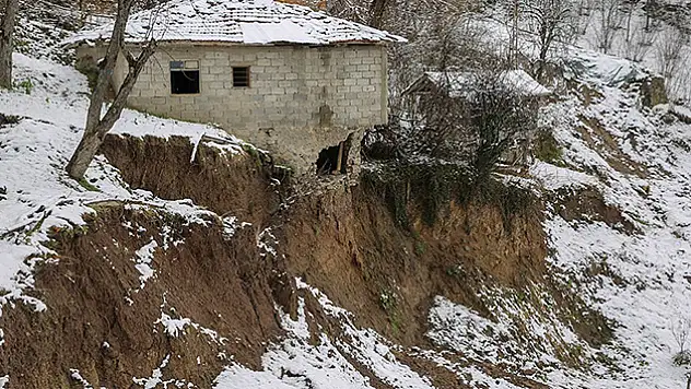 Bu mahalle kayıyor