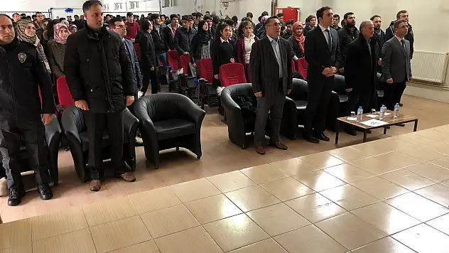 Hamur'da stand-up gösterisi yapıldı