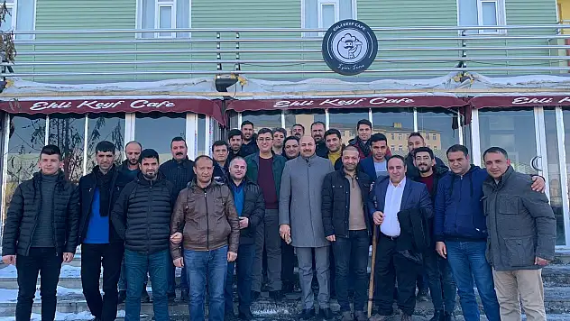 Kaymakamlar çocuk çocuk evlerini ziyaret etti