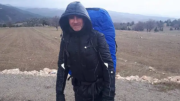 5 yıldır yollarda ve dağlarda yaşıyor