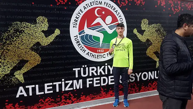Ağrılı Atlet Türkiye 2'si Oldu