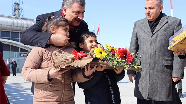 Sağlık Bakanı Fahrettin Koca Ağrı'da