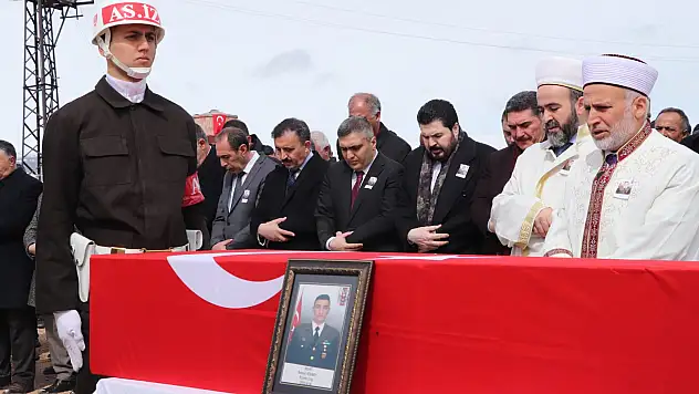 İdlib Şehidi Atabey, son yolculuğuna uğurlandı