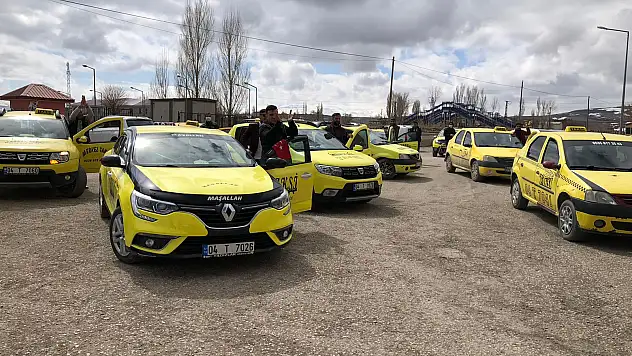 Taksicilerden Sağlık çalışanlarına destek