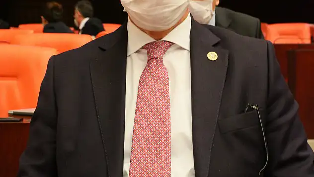 Çelebi: 'Meclis'te yasalaşan kanun, koronavirüse karşı nefes aldıracak'