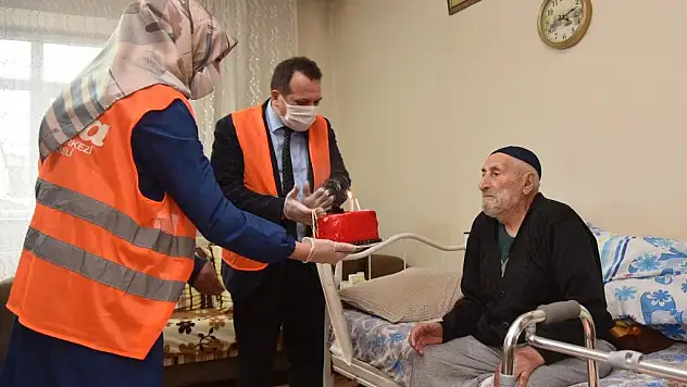 23 Nisan'ın 100. yılında 100. yaş günlerini kutladılar
