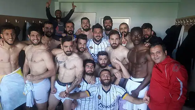 Lider son dakikalarda hayata döndü