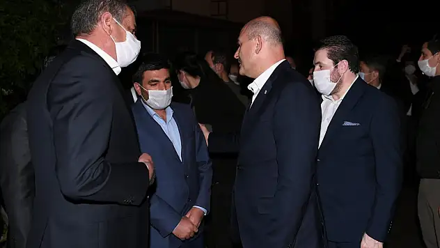 Bakan Soylu ve Başkan Sayan'dan Ağrılı Barış Çakan'ın ailesine taziye ziyareti