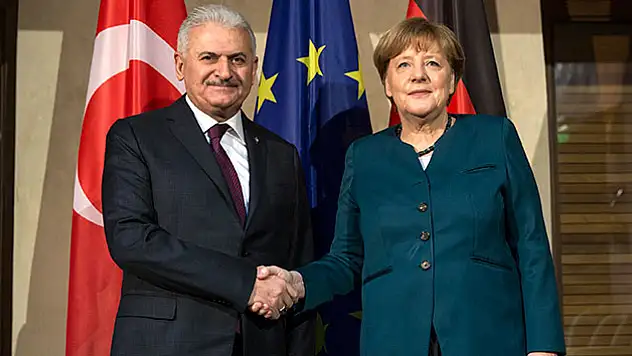 Binali Yıldıırım Merkel ile görüştü