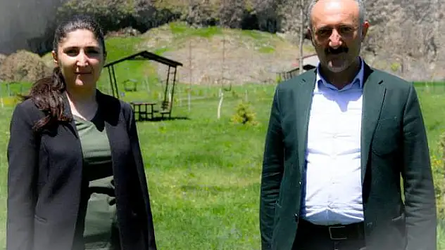 Diyadin Belediye Başkanı Betül Yaşar gözaltına alındı