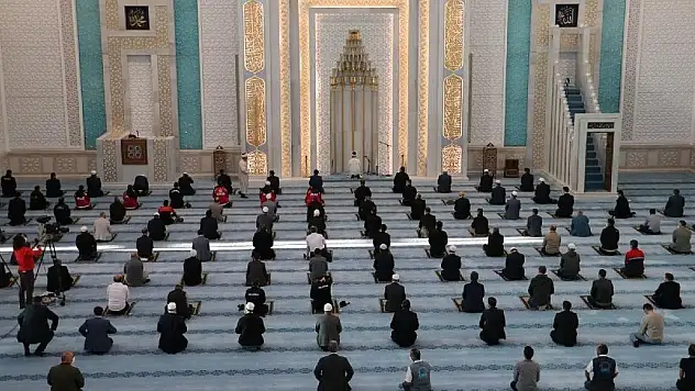 Ağrı'da Bayram Namazı saat kaçta?