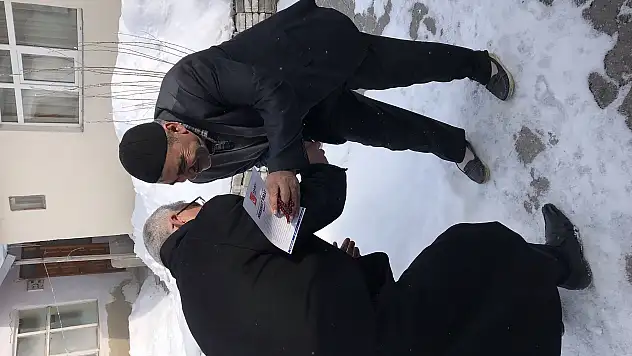Mehmet Erat'tan Aile Büyüklerine Ziyaret