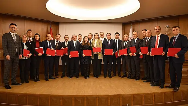 AİÇÜ ve Aile Bakanlığı Arasında İş Sağlığı ve Güvenliği protokolü imzalandı