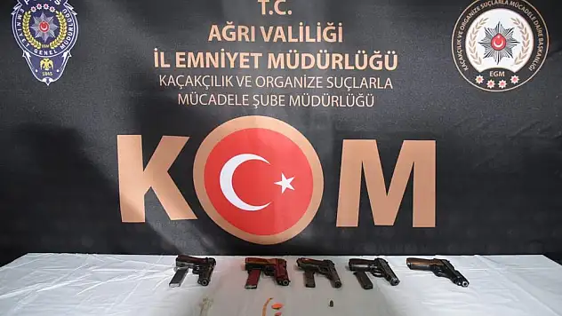 Ağrı'da 5 adet ruhsatsız silah ele geçirildi