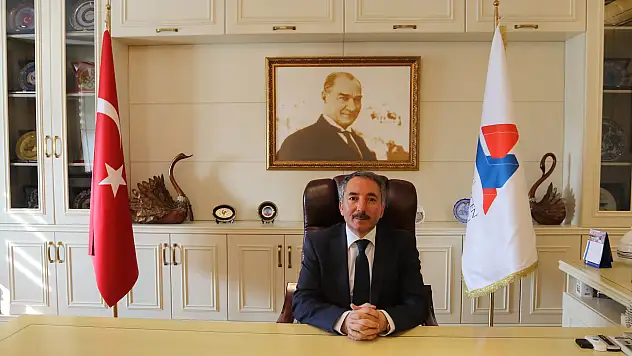 AİÇÜ Rektörü Prof. Dr. Karabulut'un 10 Kasım Mesajı
