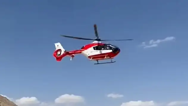 86 yaşındaki İ.Y., helikopterle hastaneye kaldırıldı! Uyluk kemiği kırığı tedavi edilecek