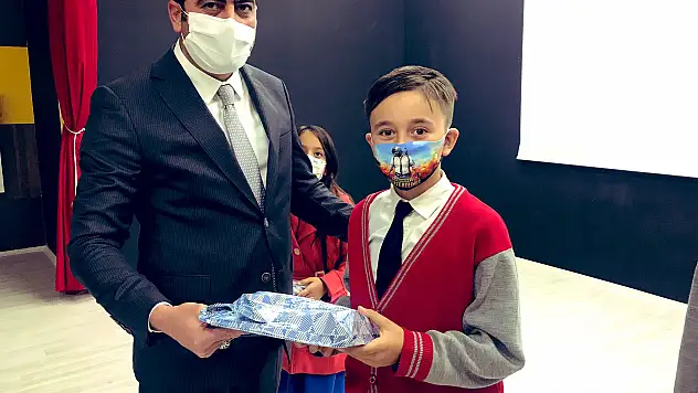 Uzay Haftası Etkinlikleri Yarışmasının Ödülleri Sahiplerini Buldu