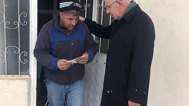 Mehmet Erat çalmadık kapı, sıkmadık el bırakmadı