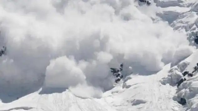 Meteorolojiden Ağrı'ya  çığ uyarısı