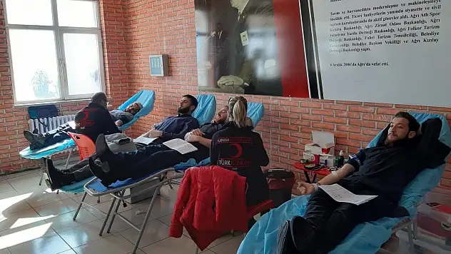 Yılmaz Hatunoğlu Anadolu Lisesi'nden Kan Bağışı