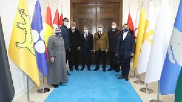 Türkmen dostu Başkan Güder'e teşekkür ziyareti
