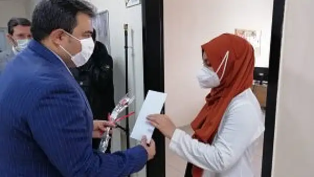 Diyadin Kaymakamı Alper Balcı'dan sağlık çalışanlarına jest