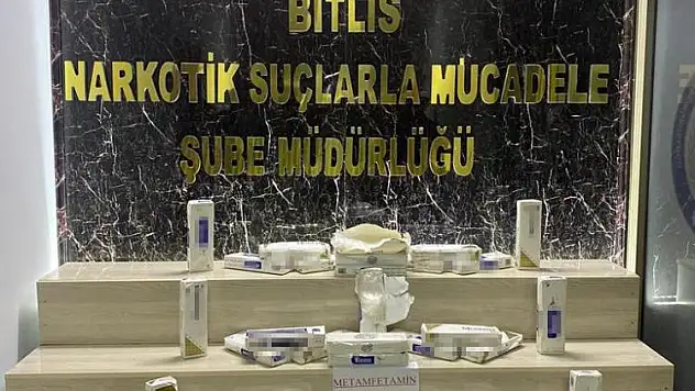 Sigara kartonlarından uyuşturucu çıktı