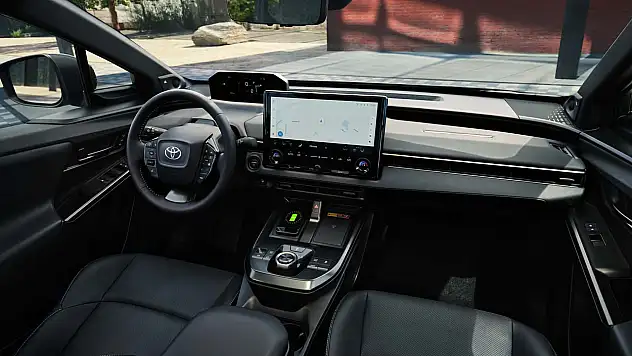 Toyota'nın Yeni Elektrikli Otomobili 'bZ' Tanıtıldı (Nihayet Aktivasyon Kodu Gibi Olan İsmi Değişti)