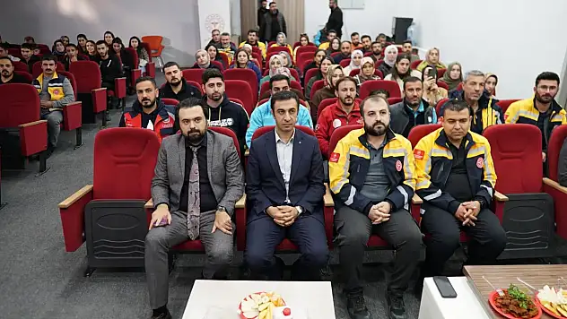 Acil Sağlık Hizmetleri Haftası Van'da Düzenlenen Programla Kutlandı