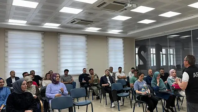 AFAD'dan 112 personeline afet farkındalık eğitimi verildi
