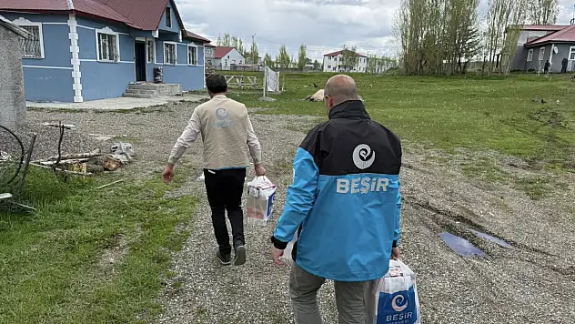 Ağrı Beşir Derneği'nden ihtiyaç sahibi ailelere bayram şekeri desteği