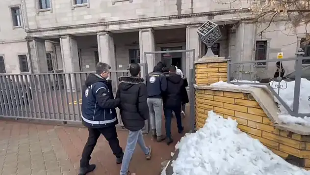 Ağrı'da 17 günde 165 düzensiz göçmen yakalandı