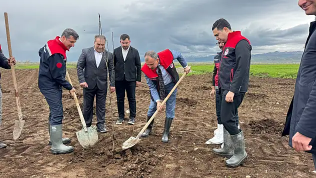 Ağrı'da 2 bin 500 çiftçiye dev hibe desteği