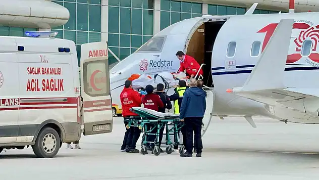 Ağrı'da 2025 yılında sağlık sevkleri düştü hava ambulansları 33 kişiye umut oldu