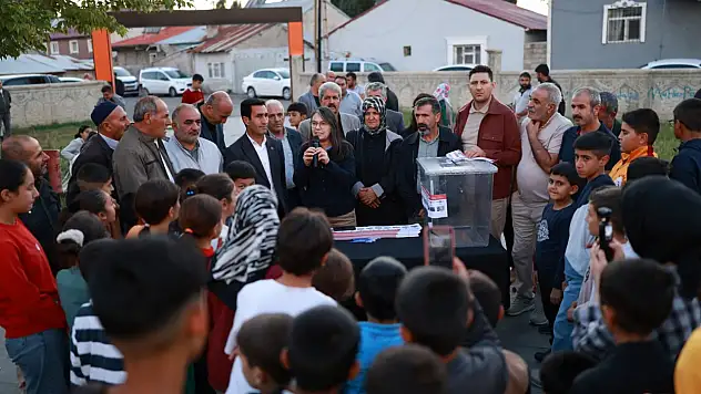 Ağrı'da 4 mahalle sandığa gitti: 12 proje halkın oyuyla belirlendi