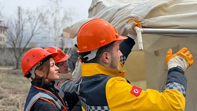 Ağrı'da AFAD gönüllülerine afet eğitimi verildi