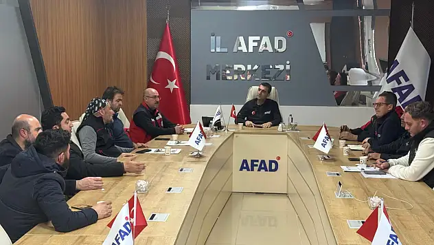 Ağrı'da afetlere hazırlık için STK'lar bir araya geldi