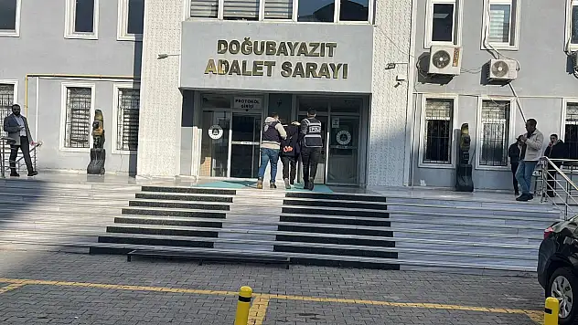 Ağrı'da ağır suçlardan aranan hükümlüler tek tek yakalandı