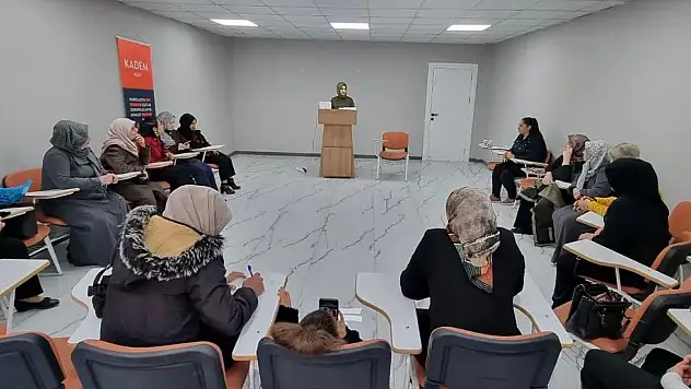 Ağrı'da ailelere yönelik 9 haftalık eğitim programı tamamlandı