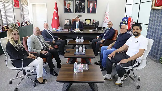 Ağrı'da badminton kampı masaya yatırıldı