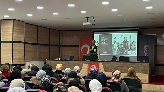 Ağrı'da bağımlılığa karşı ortak mücadele çağrısı